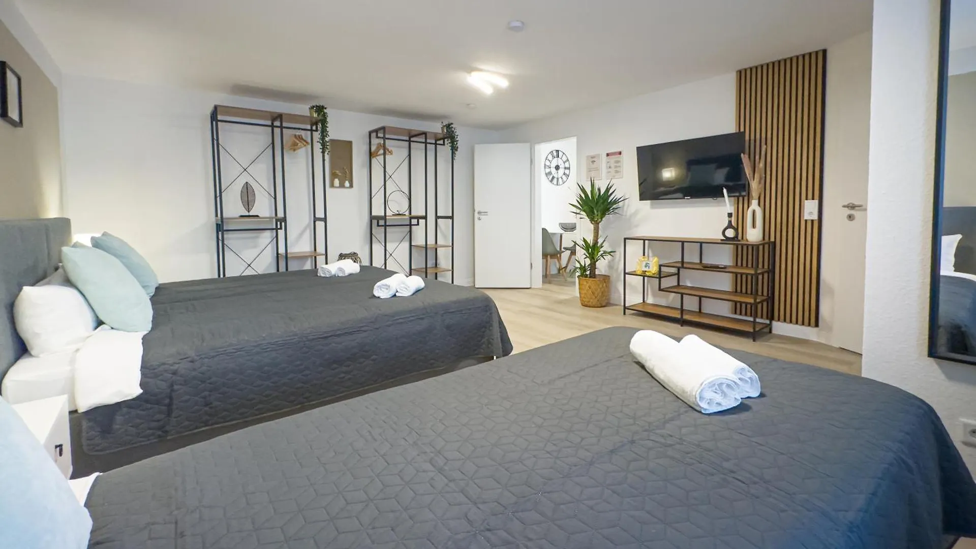 Apartment Immostay M#Apartments Waterfront - Wifi & Parking BRE